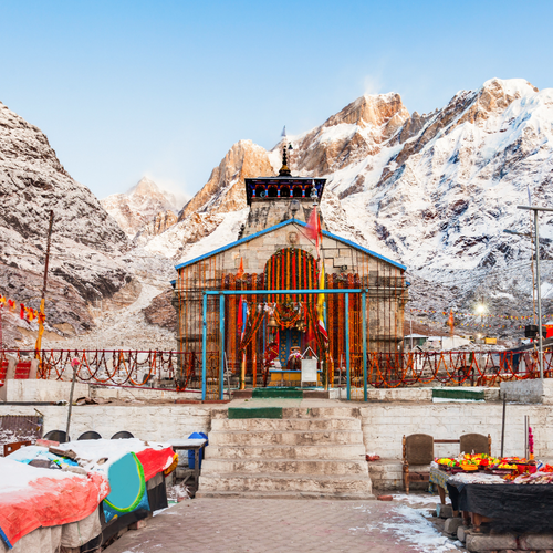 Temple dans l’Himalaya, en Inde, pays d’origine de nos plantes